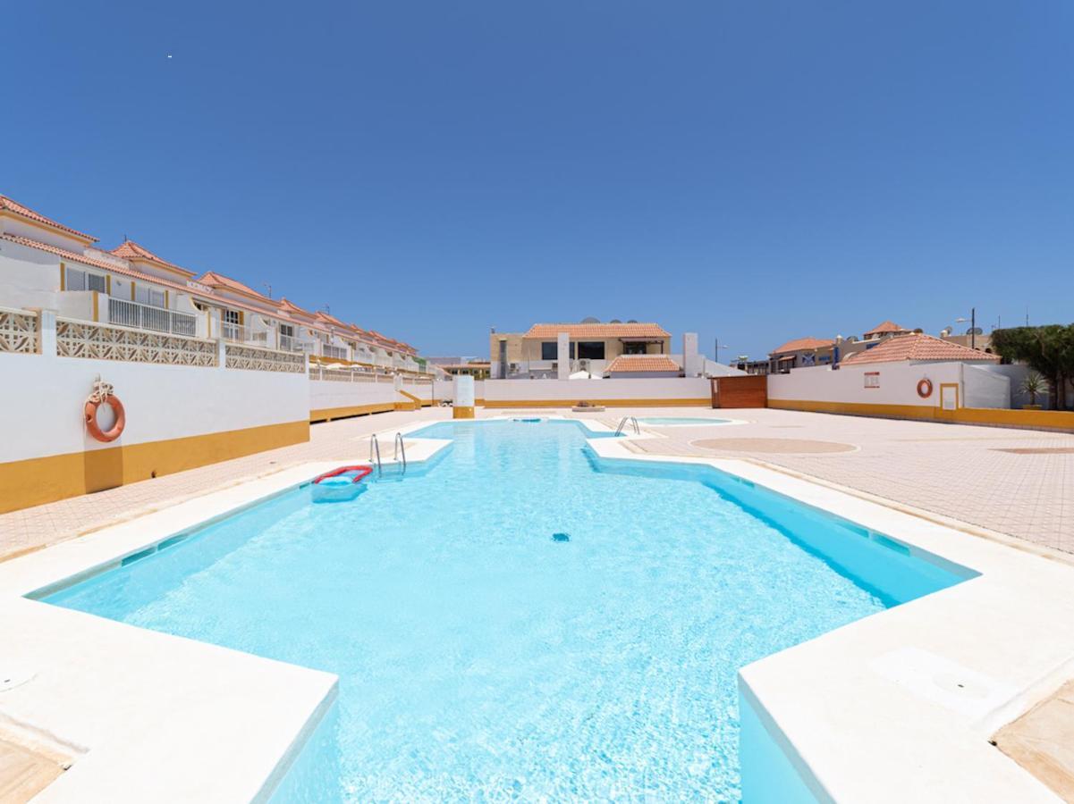 Apartamento En El Castillo Con Piscina カレタ・デ・フステ エクステリア 写真